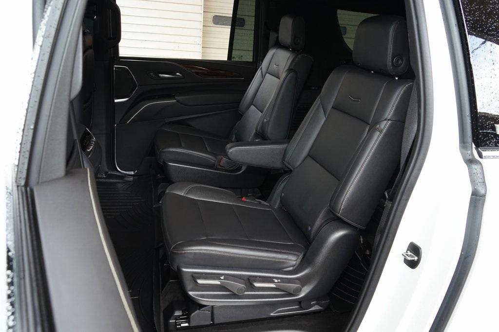 2023 Cadillac Escalade ESV