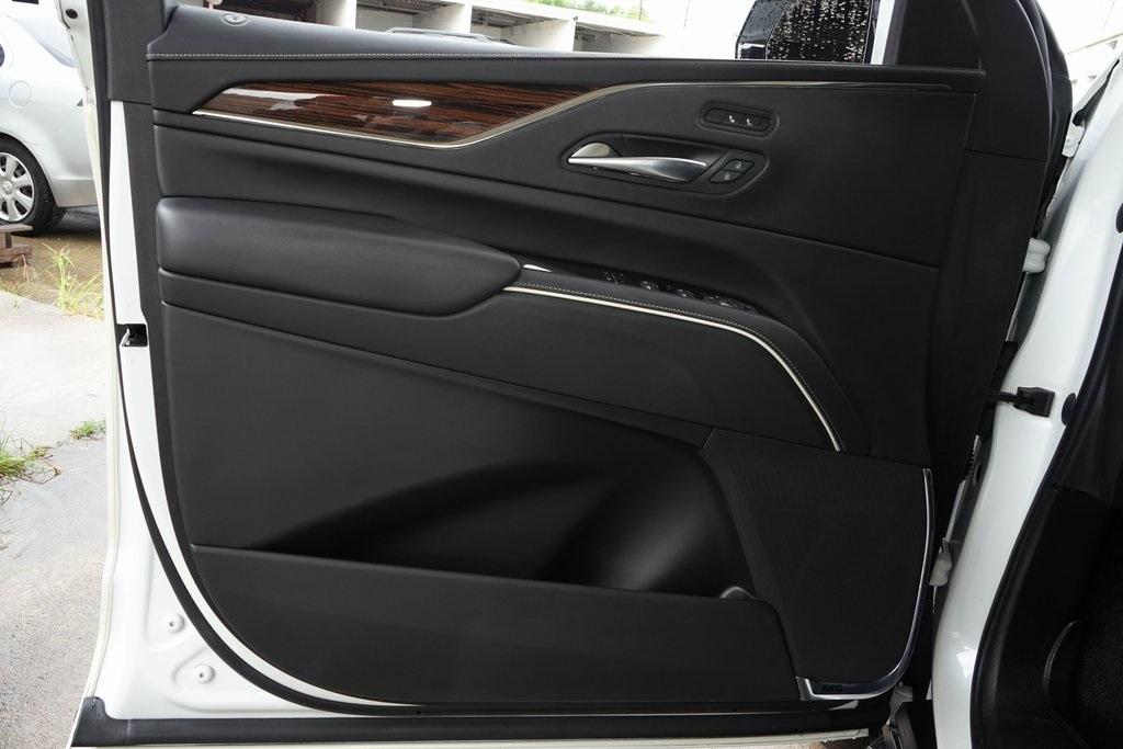 2023 Cadillac Escalade ESV