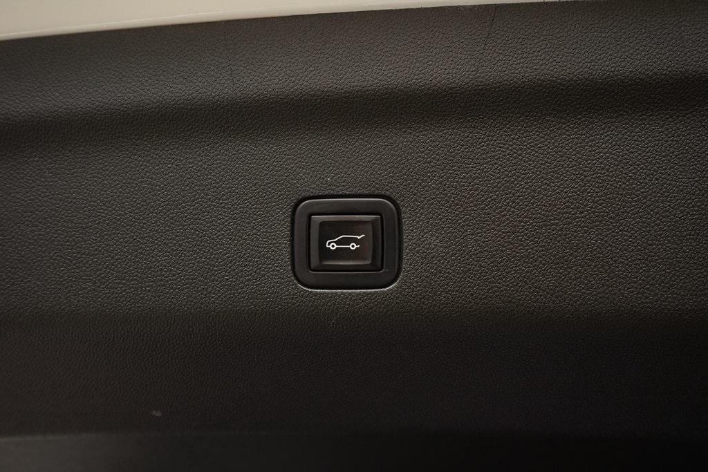 2023 Cadillac Escalade ESV