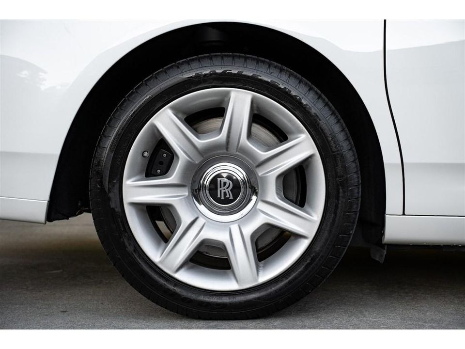 2012 Rolls-Royce Ghost