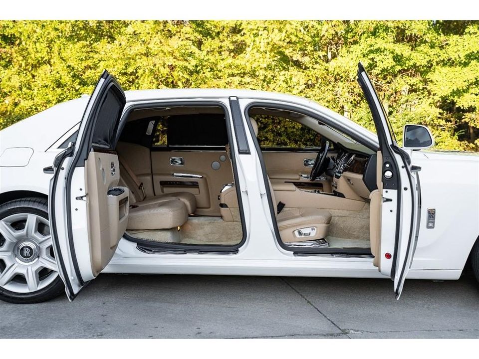 2012 Rolls-Royce Ghost