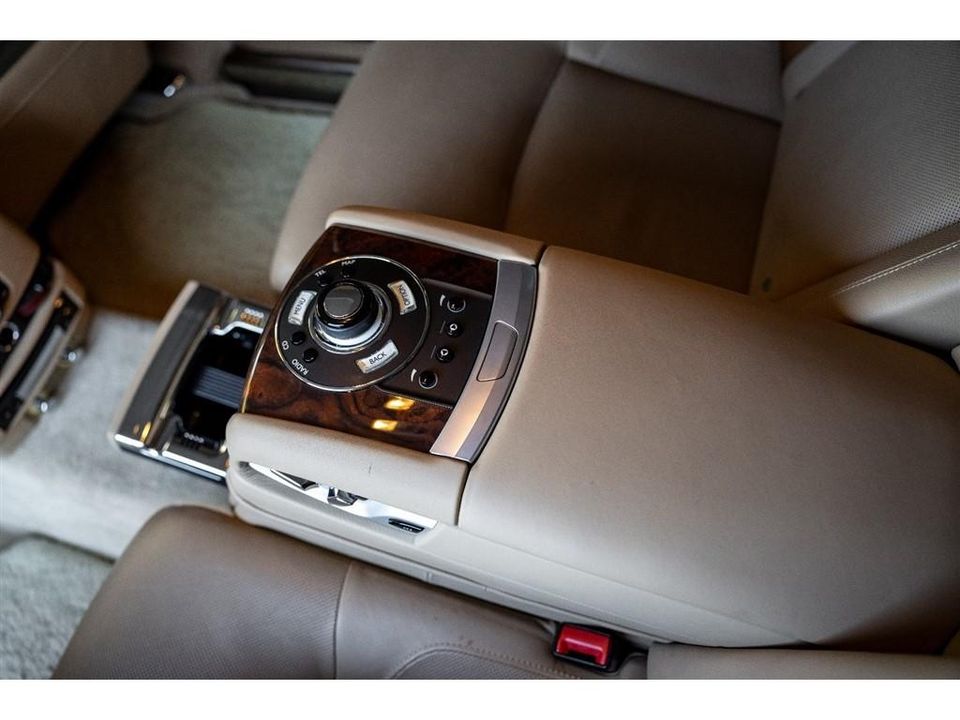 2012 Rolls-Royce Ghost