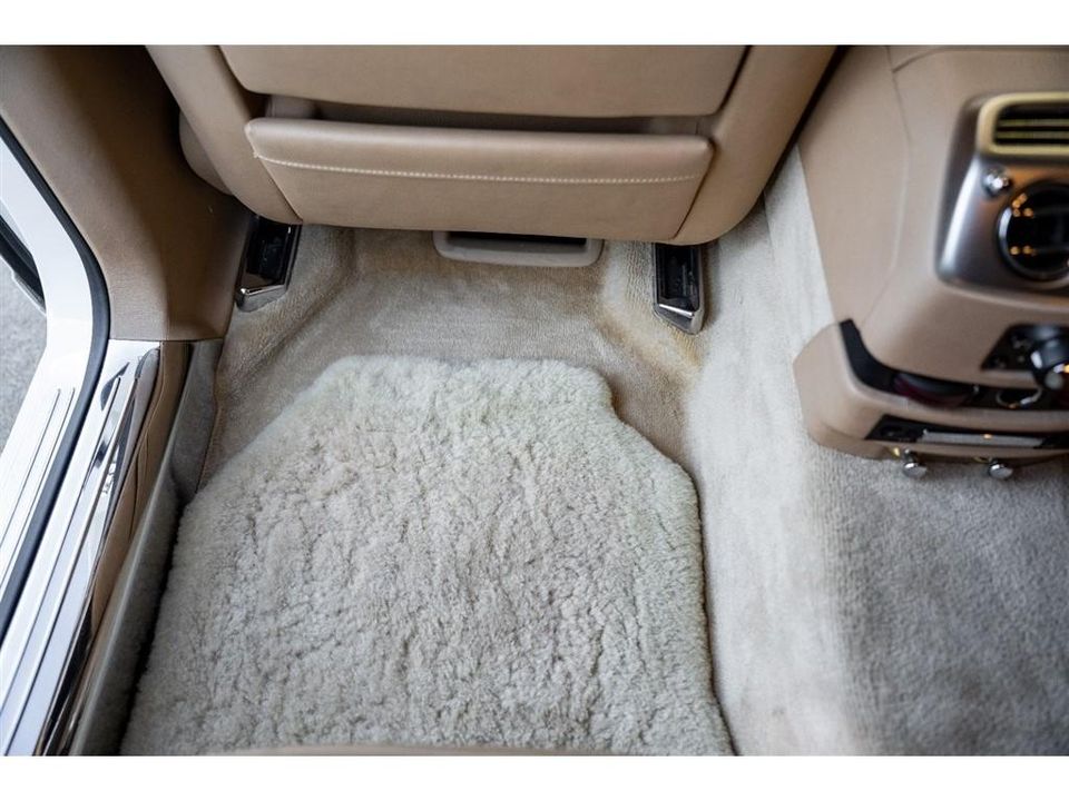 2012 Rolls-Royce Ghost