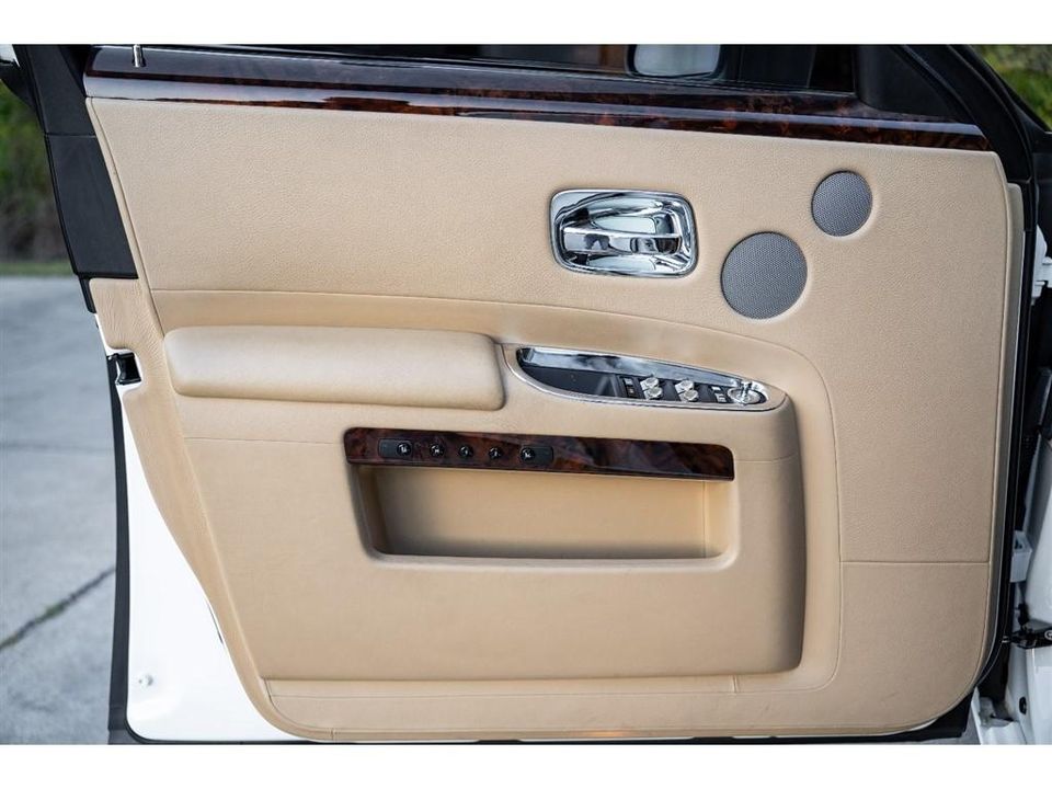 2012 Rolls-Royce Ghost