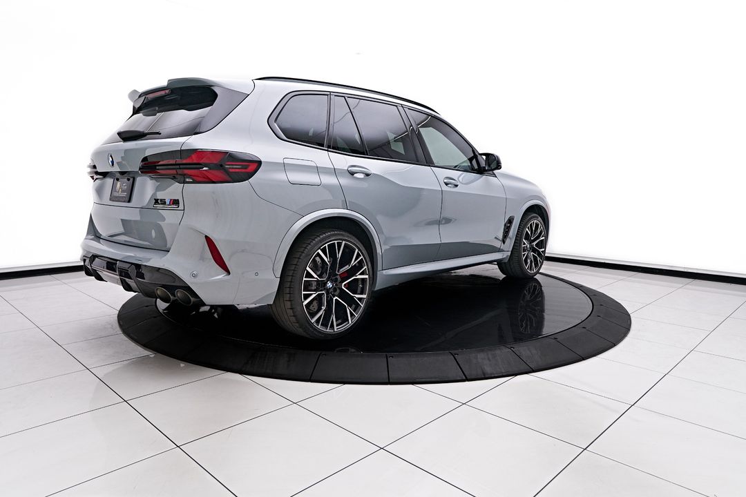 2025 BMW X5 M