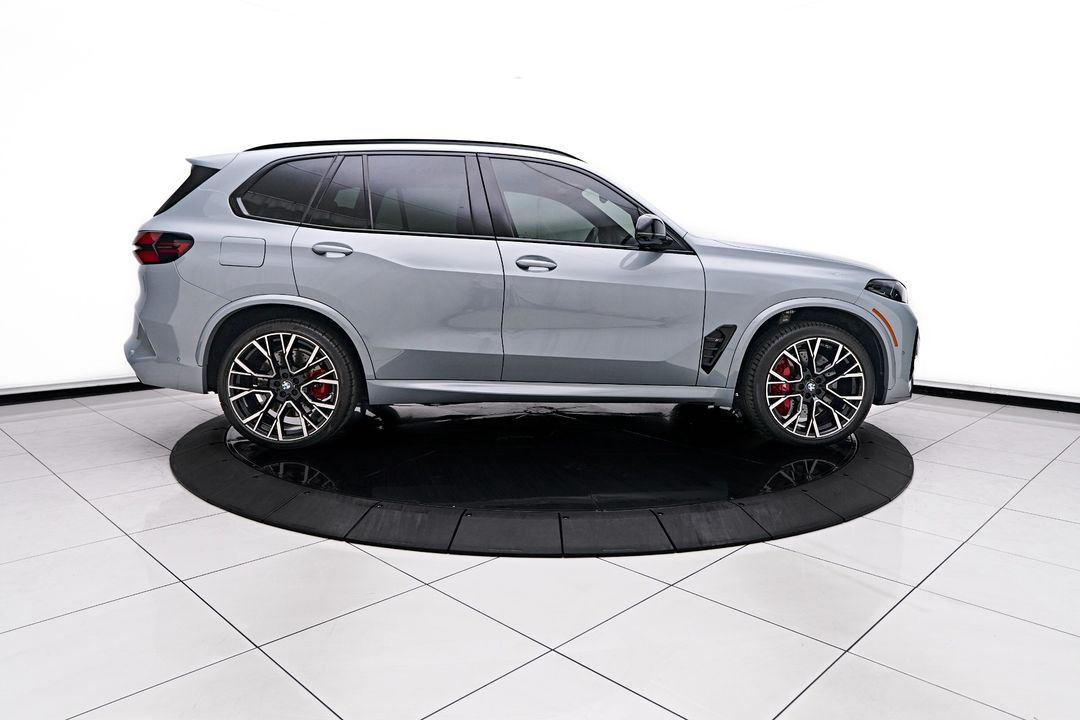 2025 BMW X5 M