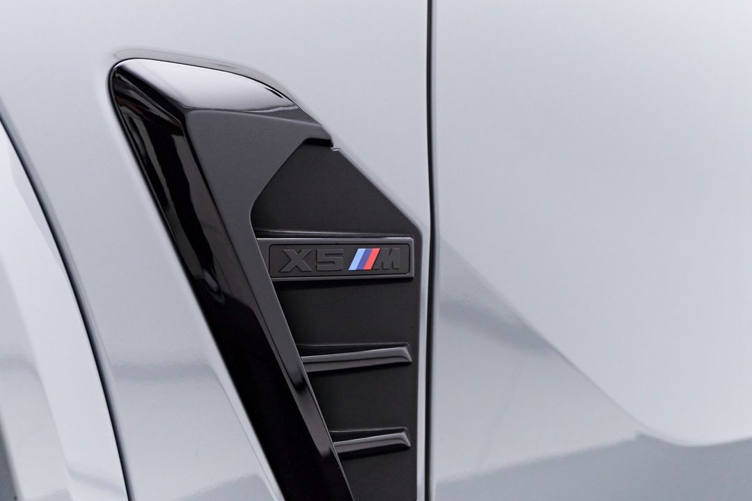 2025 BMW X5 M
