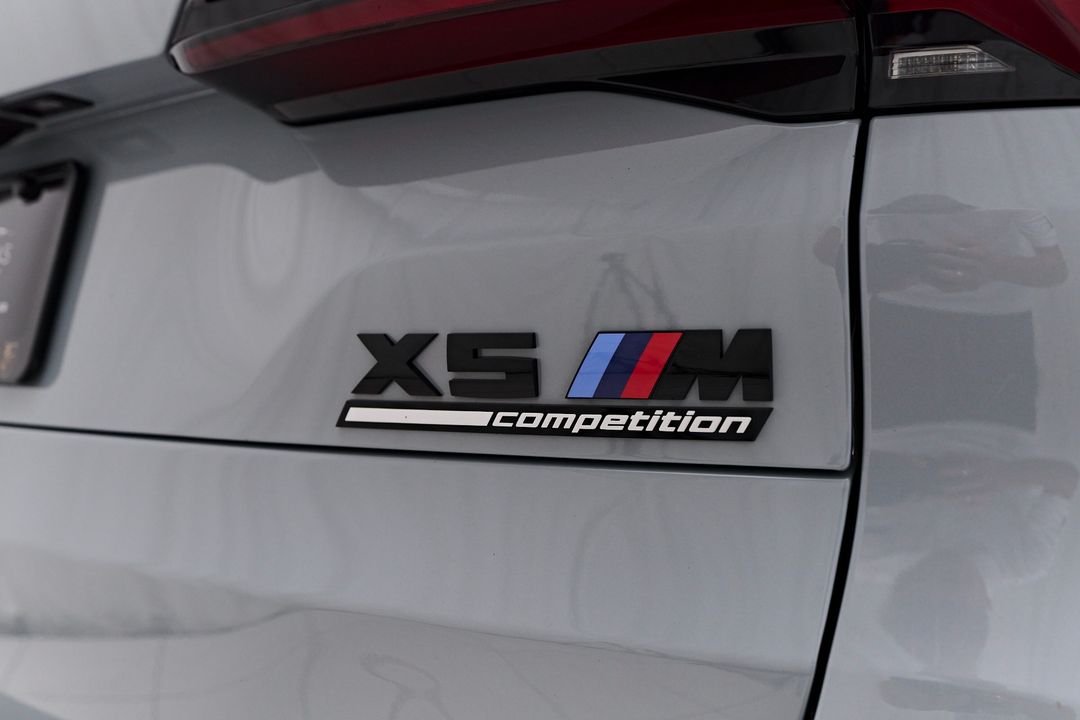 2025 BMW X5 M