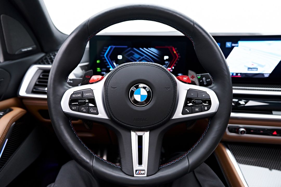 2025 BMW X5 M