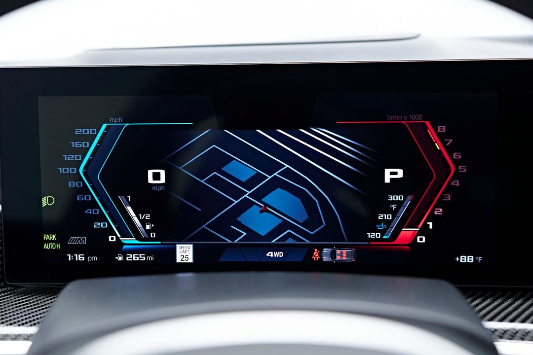 2025 BMW X5 M