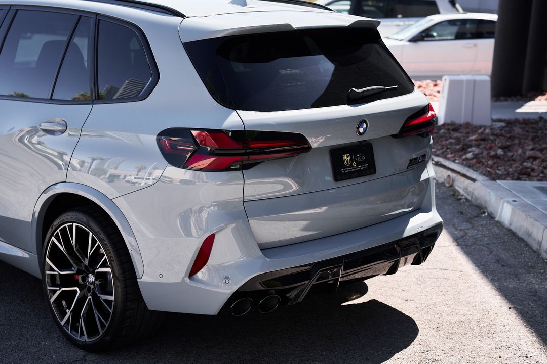 2025 BMW X5 M