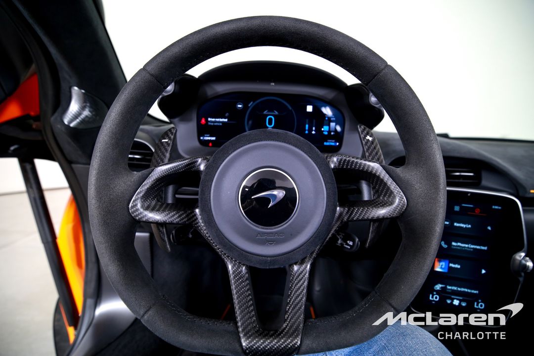 2025 McLaren Artura Spider