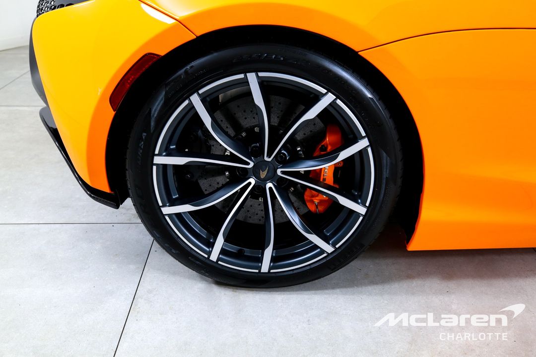 2025 McLaren Artura Spider