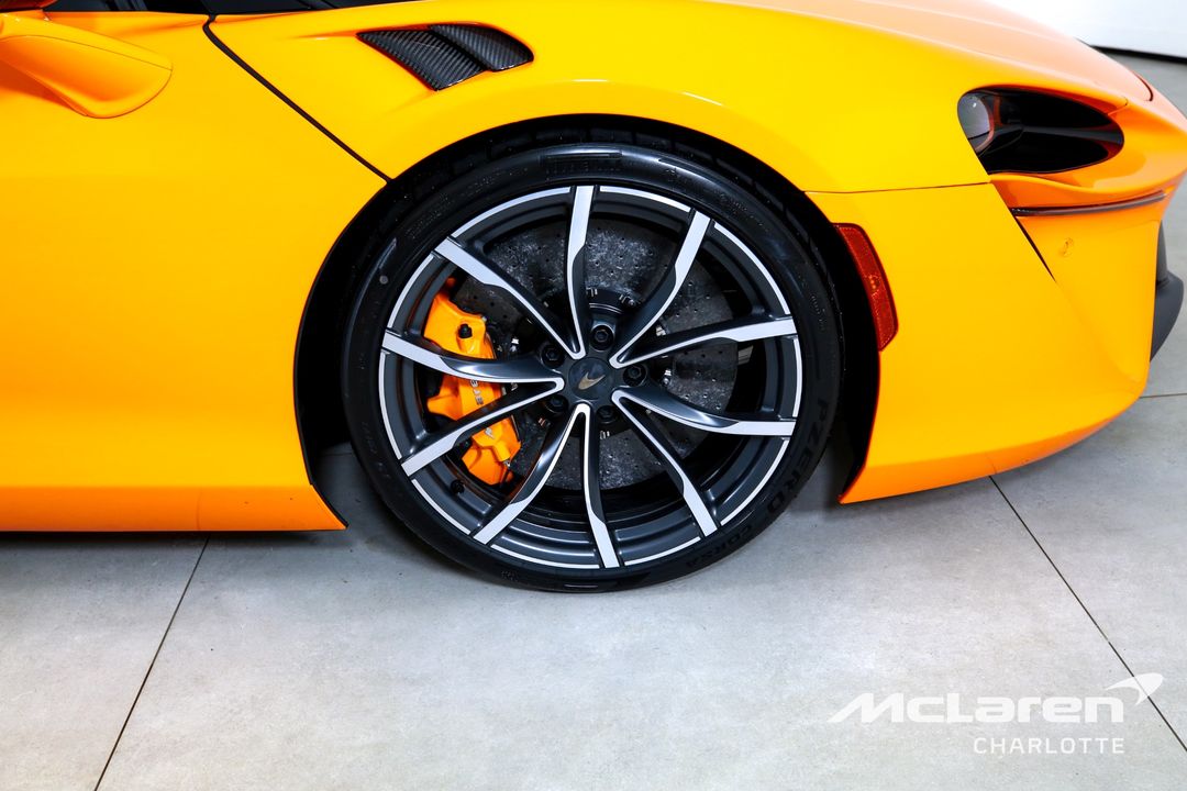 2025 McLaren Artura Spider