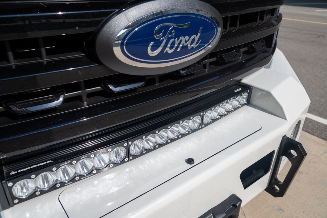 2025 Ford F-550 Elevation Off Grid Black Edition