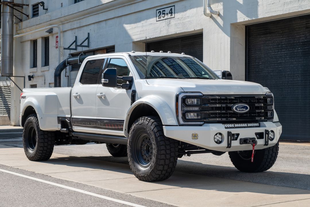2025 Ford F-550 Elevation Off Grid Black Edition
