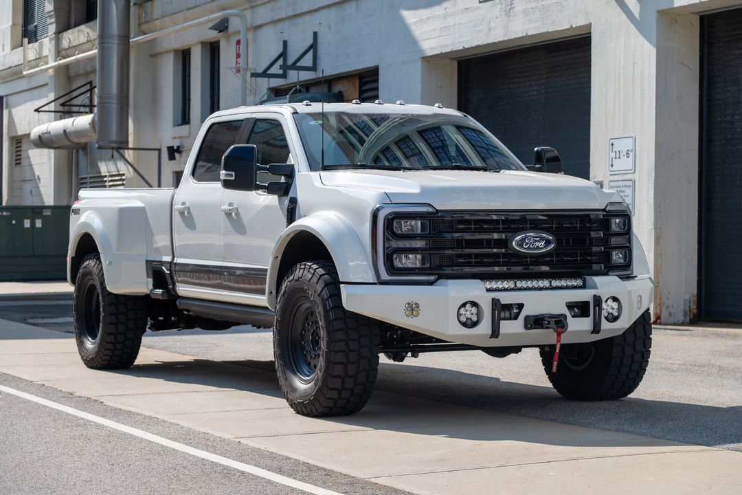 2025 Ford F-550 Elevation Off Grid Black Edition