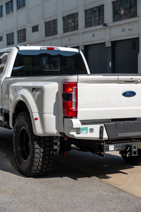 2025 Ford F-550 Elevation Off Grid Black Edition