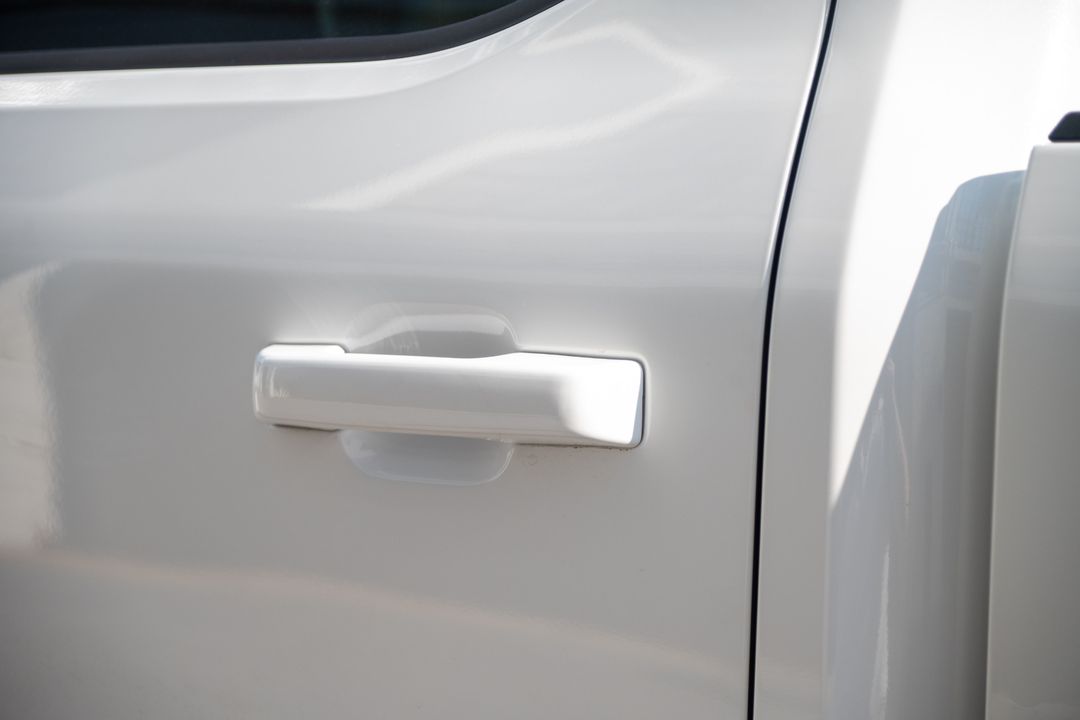 2025 Ford F-550 Elevation Off Grid Black Edition