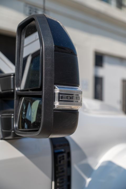 2025 Ford F-550 Elevation Off Grid Black Edition