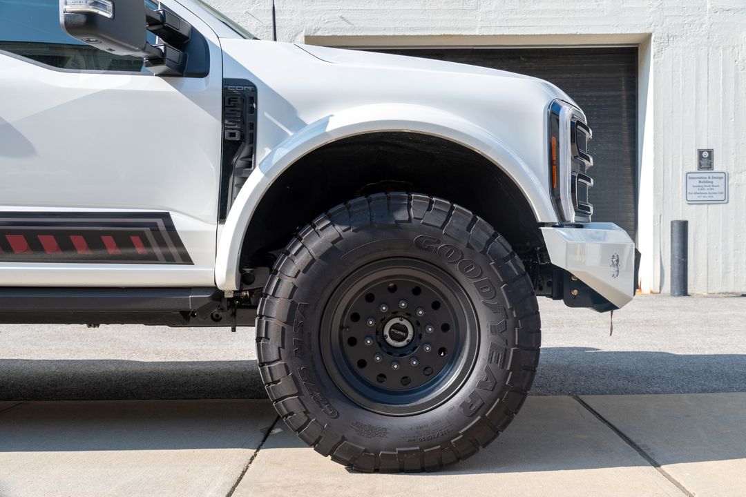 2025 Ford F-550 Elevation Off Grid Black Edition