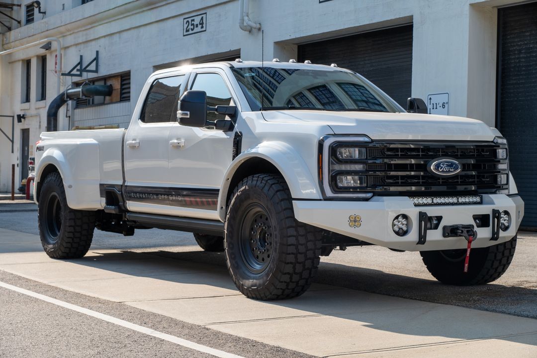 2025 Ford F-550 Elevation Off Grid Black Edition