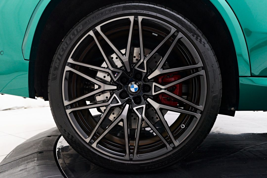 2024 BMW X5 M