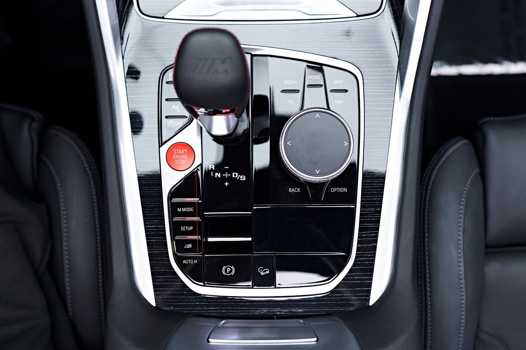 2024 BMW X5 M