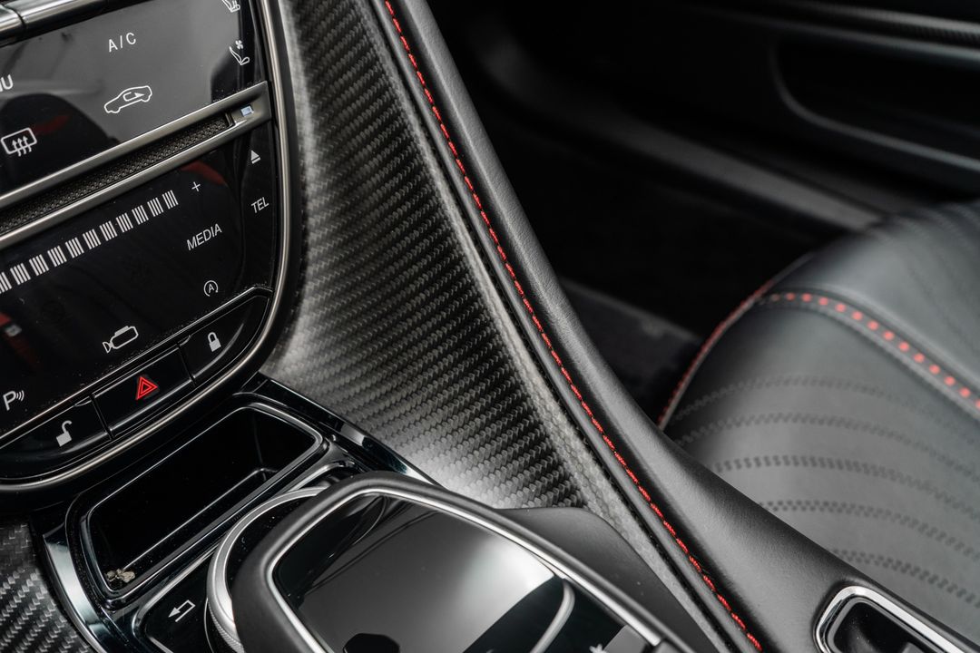 2021 Aston Martin DB11