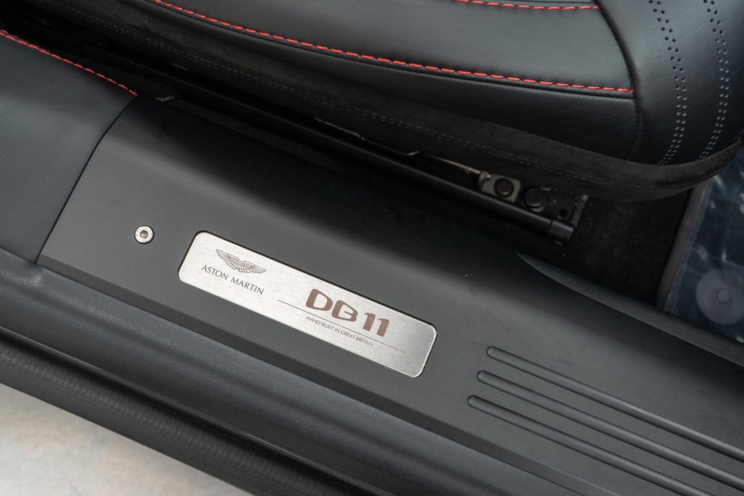 2021 Aston Martin DB11