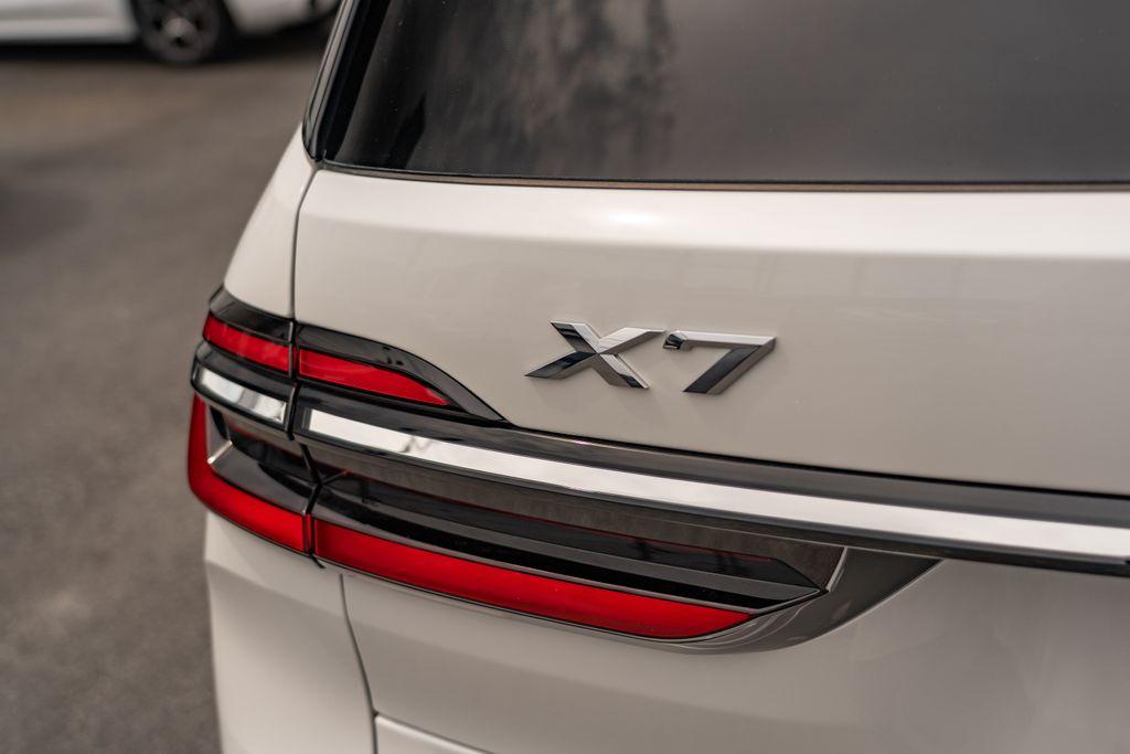 2024 BMW X7