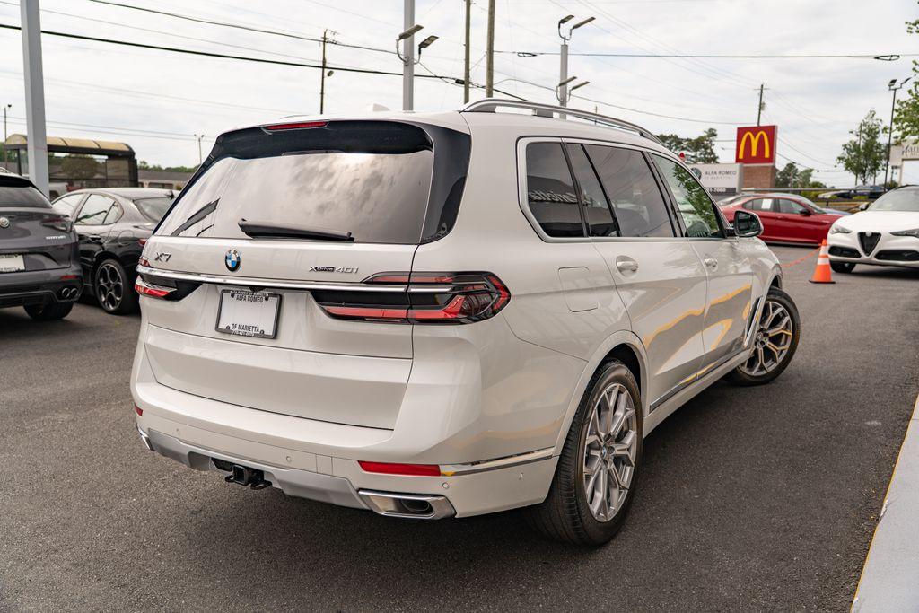 2024 BMW X7