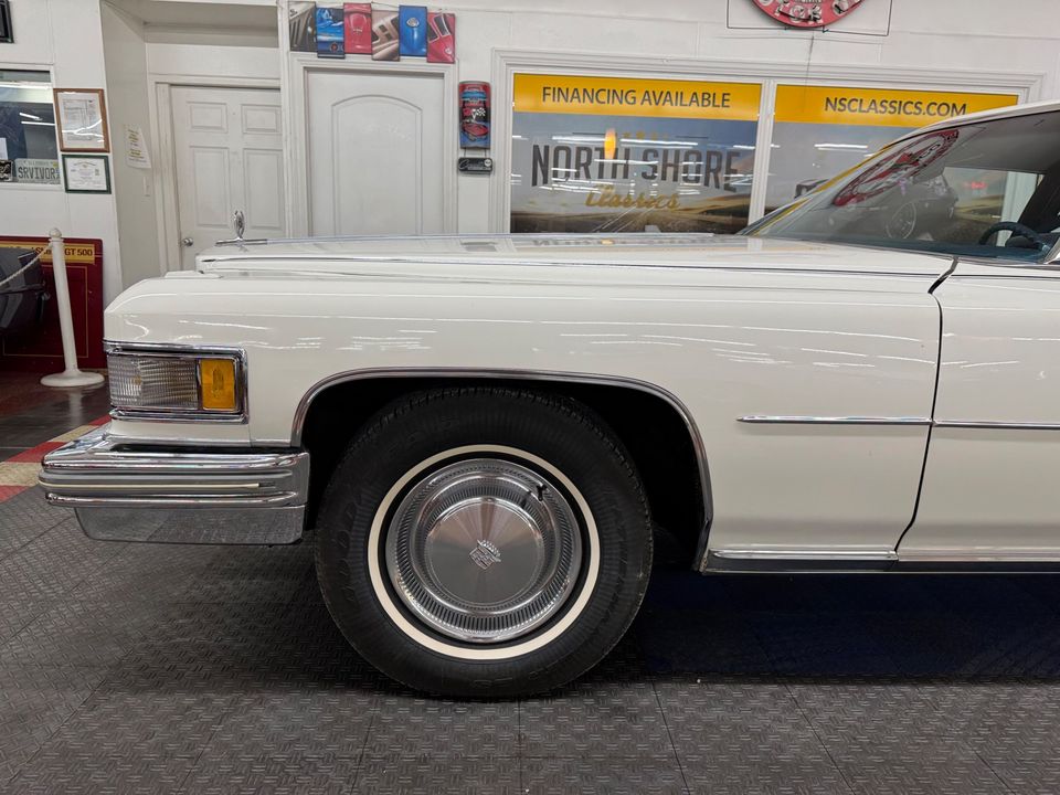 1975 Cadillac Coupe DeVille