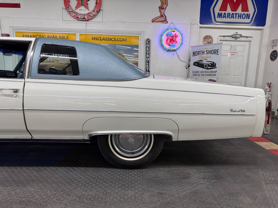 1975 Cadillac Coupe DeVille