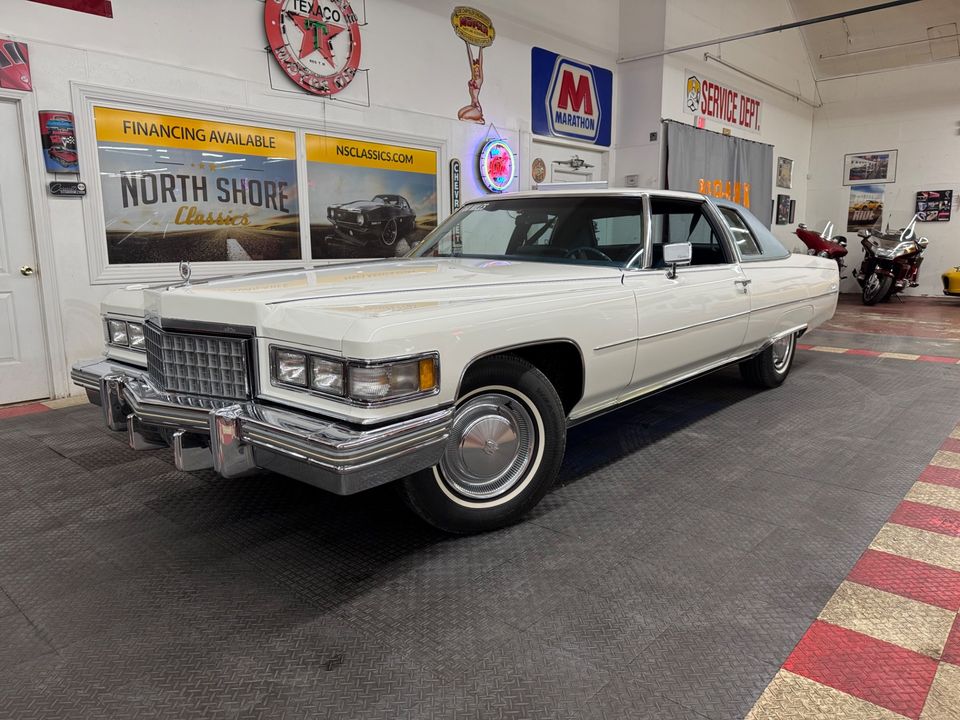 1975 Cadillac Coupe DeVille
