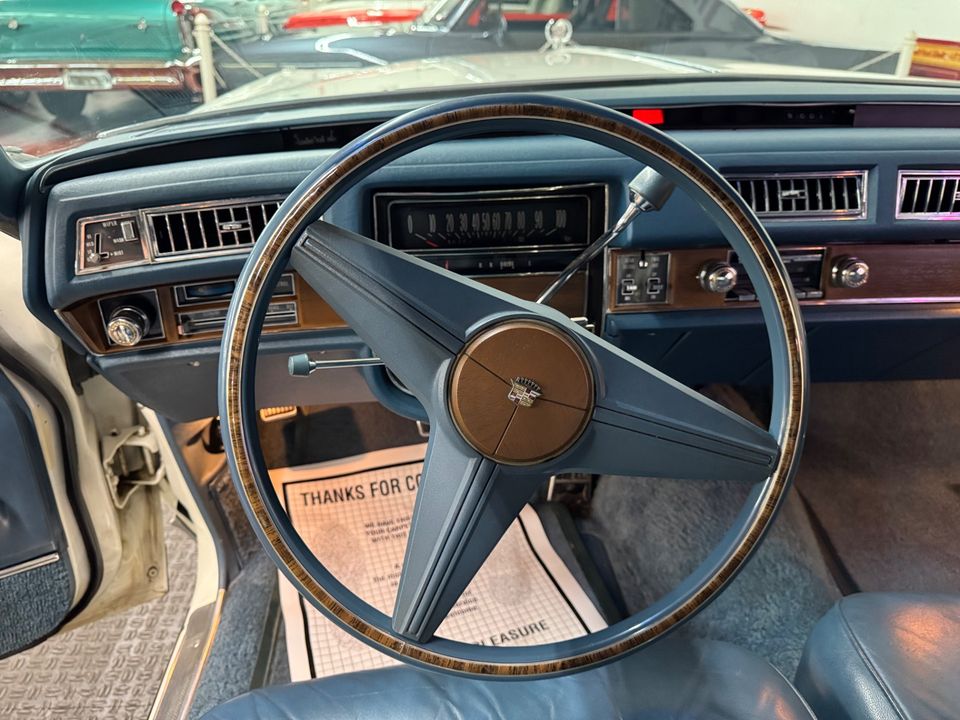 1975 Cadillac Coupe DeVille