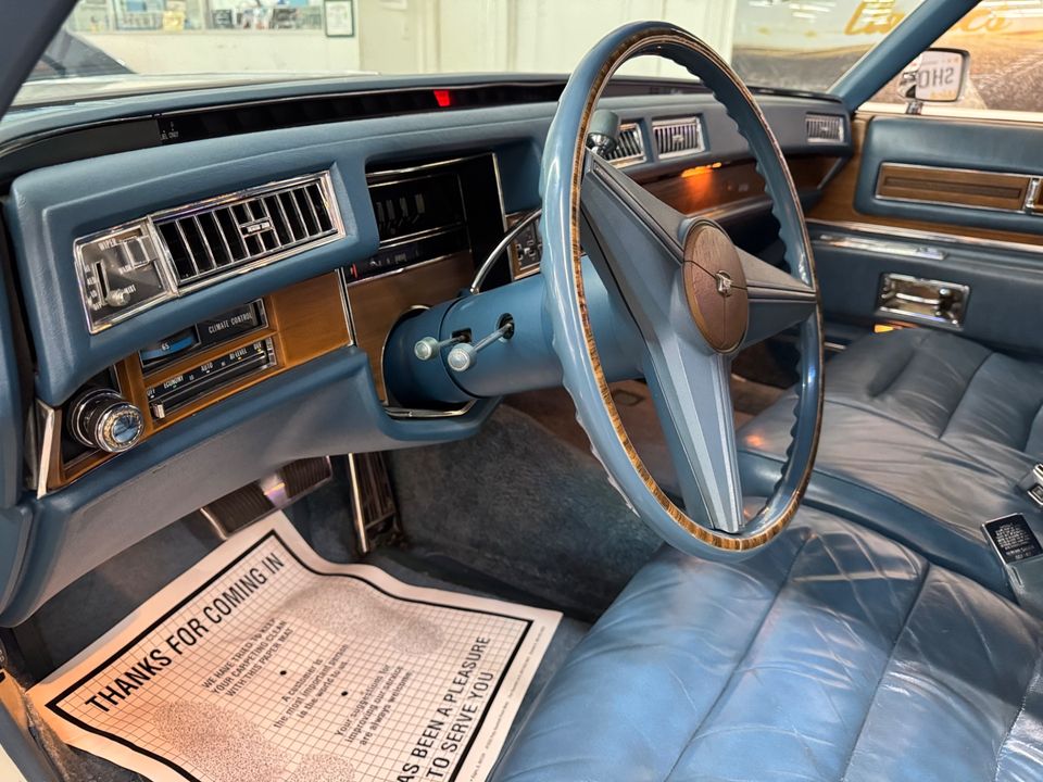1975 Cadillac Coupe DeVille