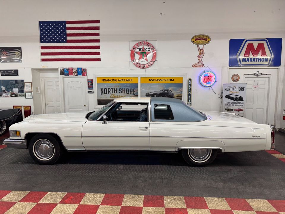 1975 Cadillac Coupe DeVille