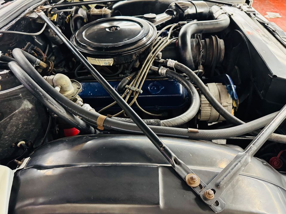 1975 Cadillac Coupe DeVille