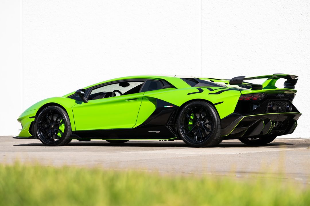 2019 Lamborghini Aventador