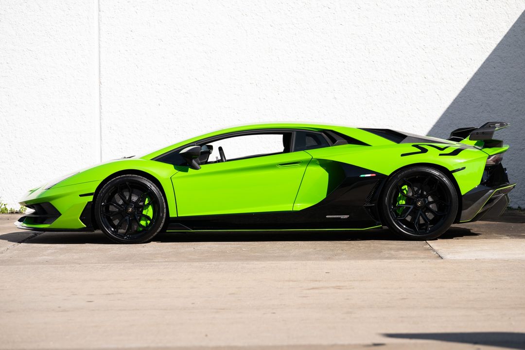 2019 Lamborghini Aventador