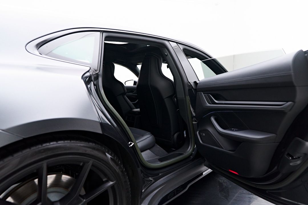 2023 Porsche Taycan