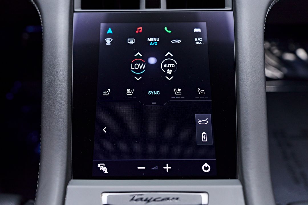 2023 Porsche Taycan