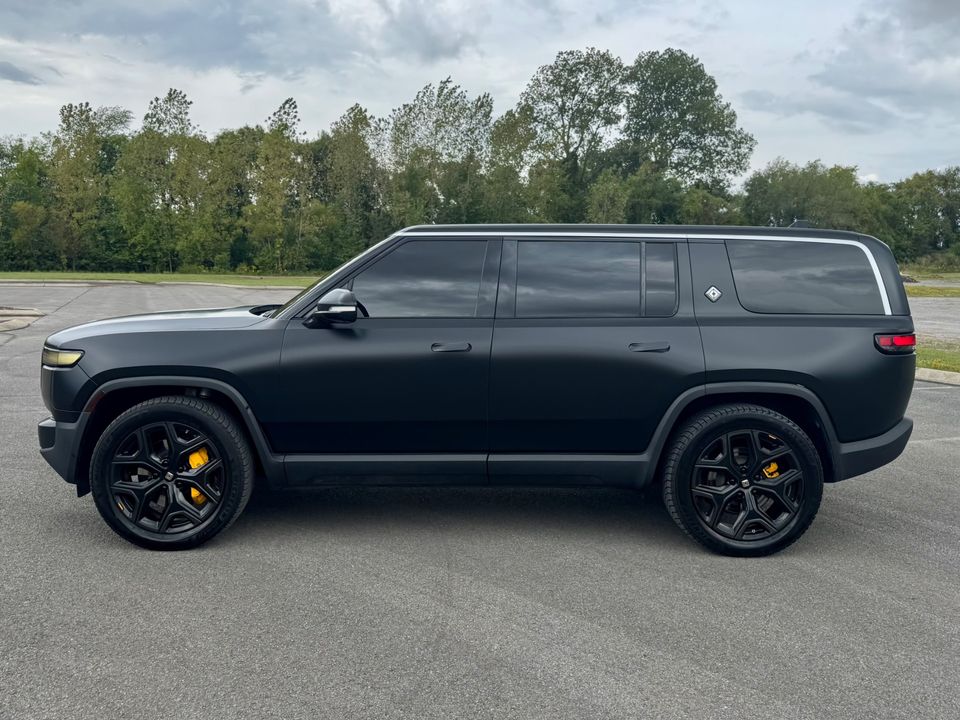 2023 Rivian R1S
