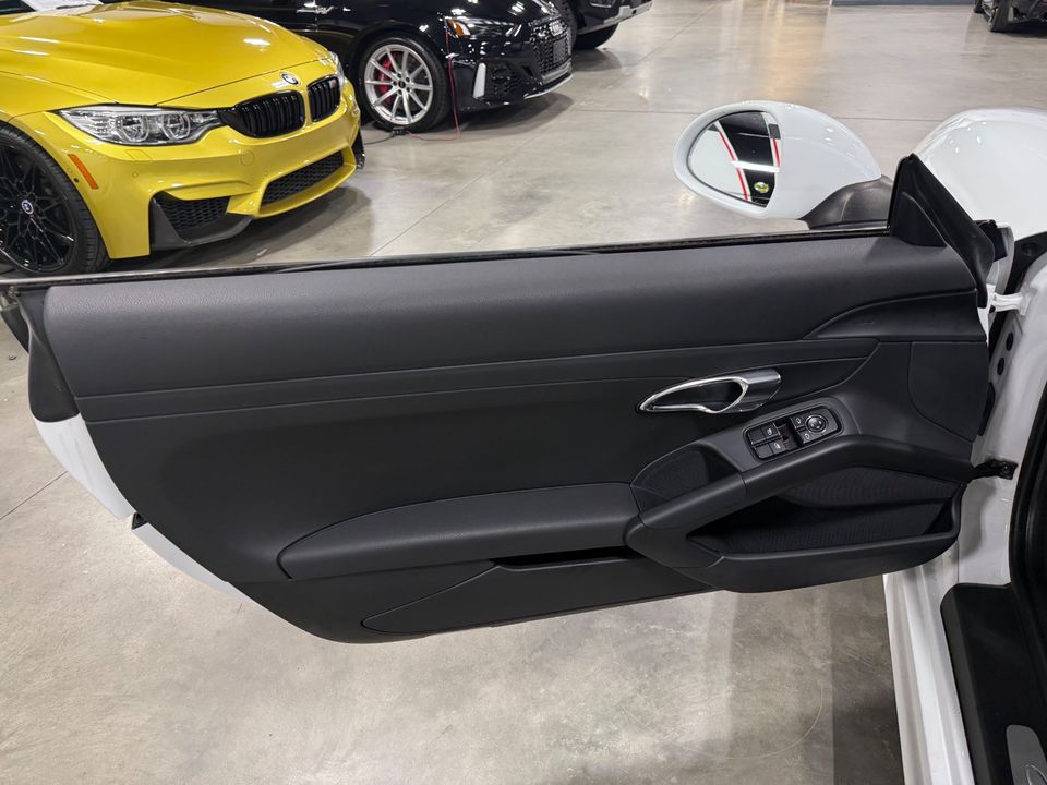 2014 PORSCHE CAYMAN