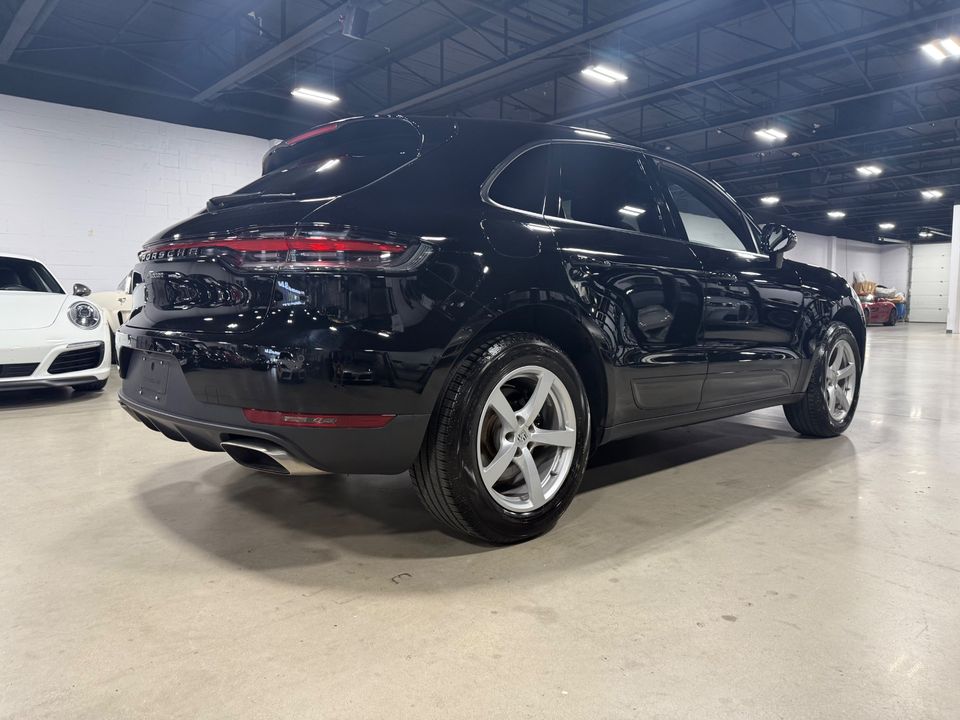 2020 PORSCHE MACAN