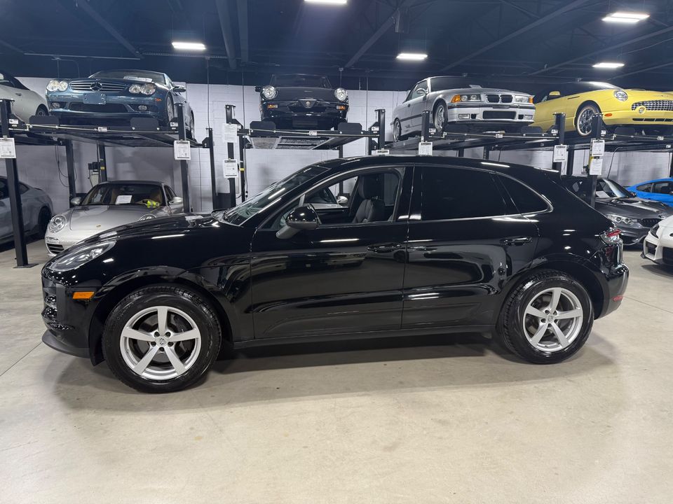 2020 PORSCHE MACAN