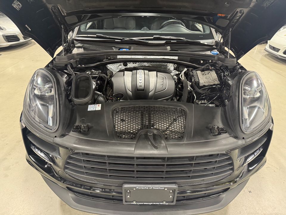 2020 PORSCHE MACAN