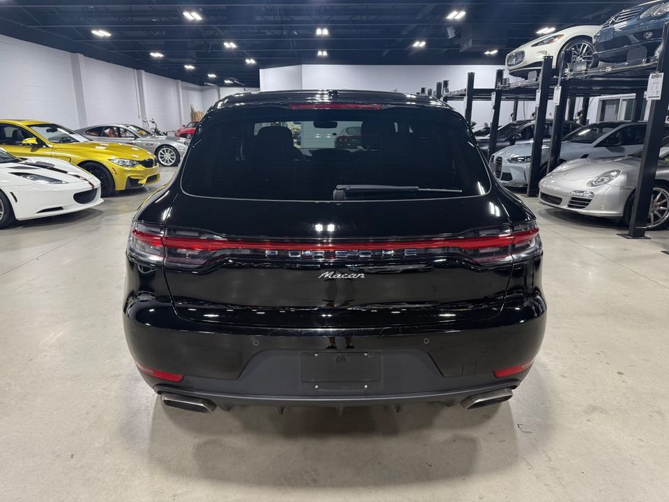 2020 PORSCHE MACAN