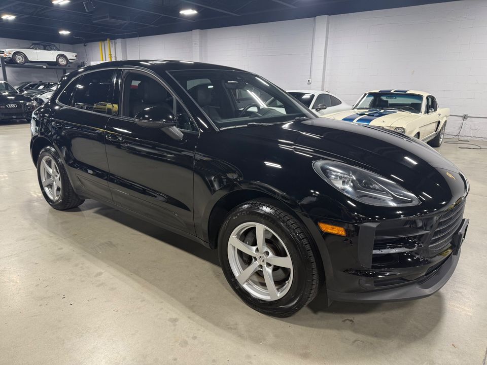 2020 PORSCHE MACAN
